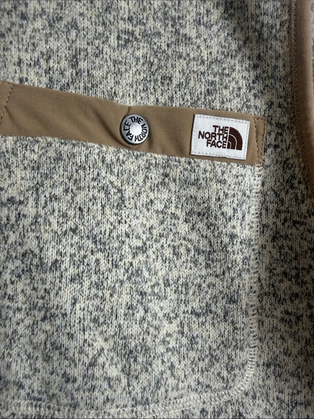 The North Face Men’s Heather Cream Zip Fleece Vest with Tan Trim